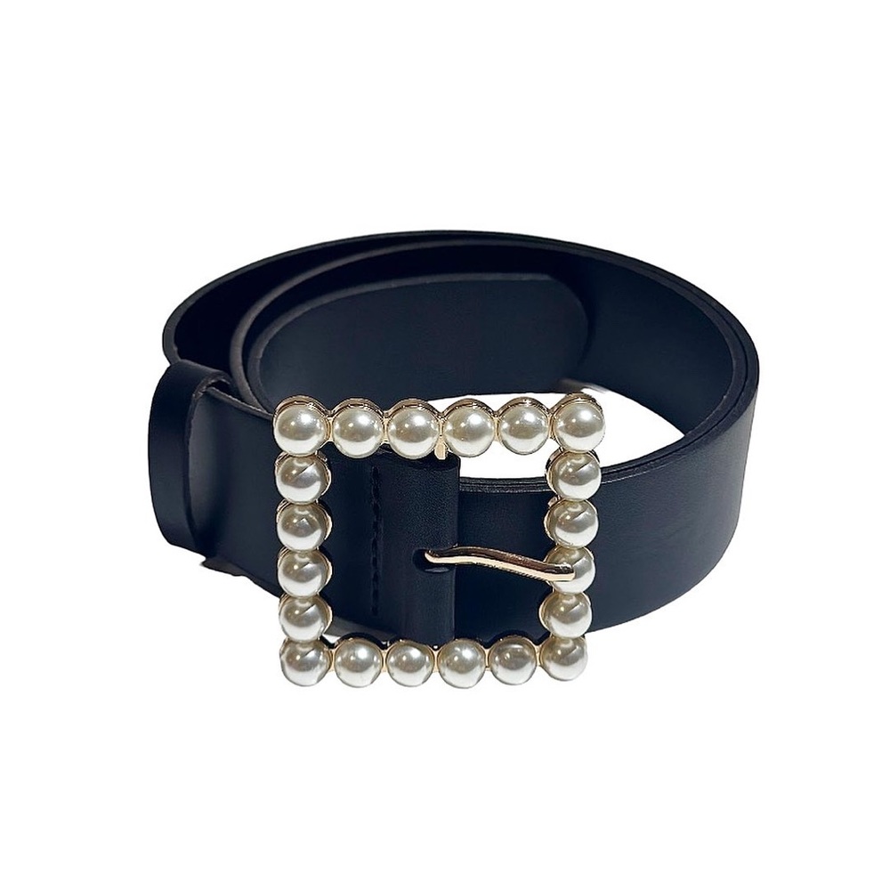 NORDSTROM | Pearl Buckle Leather Belt